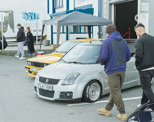 LOW|ISH MEET & GRILL // Steinabón 2024