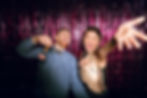 amis-a-coup-moyen-posant-ensemble-dans-un-photomaton (4).jpg