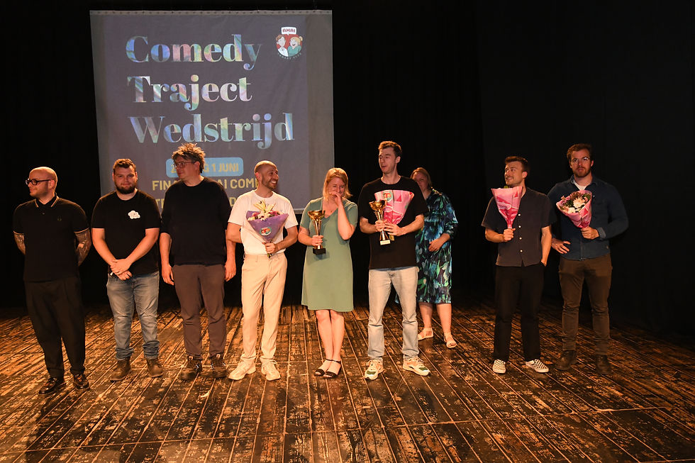 De finalisten van de Amai Comedy Talent Award 2025 op een rijtje.