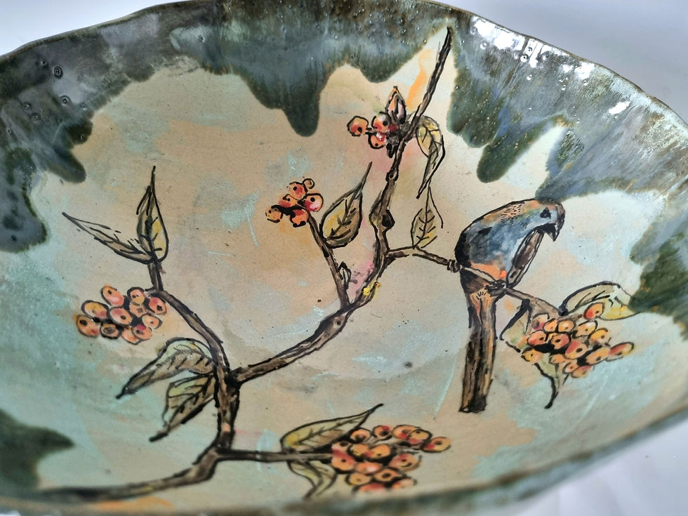 Thumbnail: Hand crafted Berry-bird bowl (M)