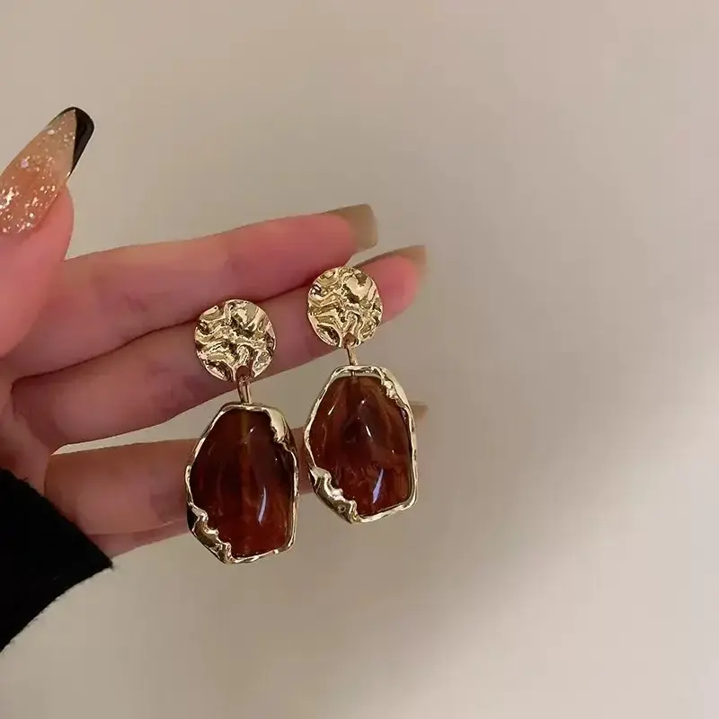 Thumbnail: 2PCS New Fashionable Simple Rhinestone Square Regular Stone Women's Earrings Ret