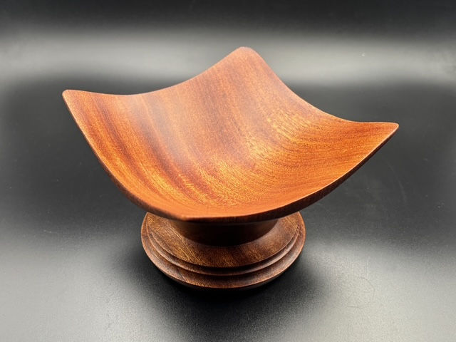 Thumbnail: African Sapele, showing off its cool grain patterns and lovely light-to-dark brown colors.