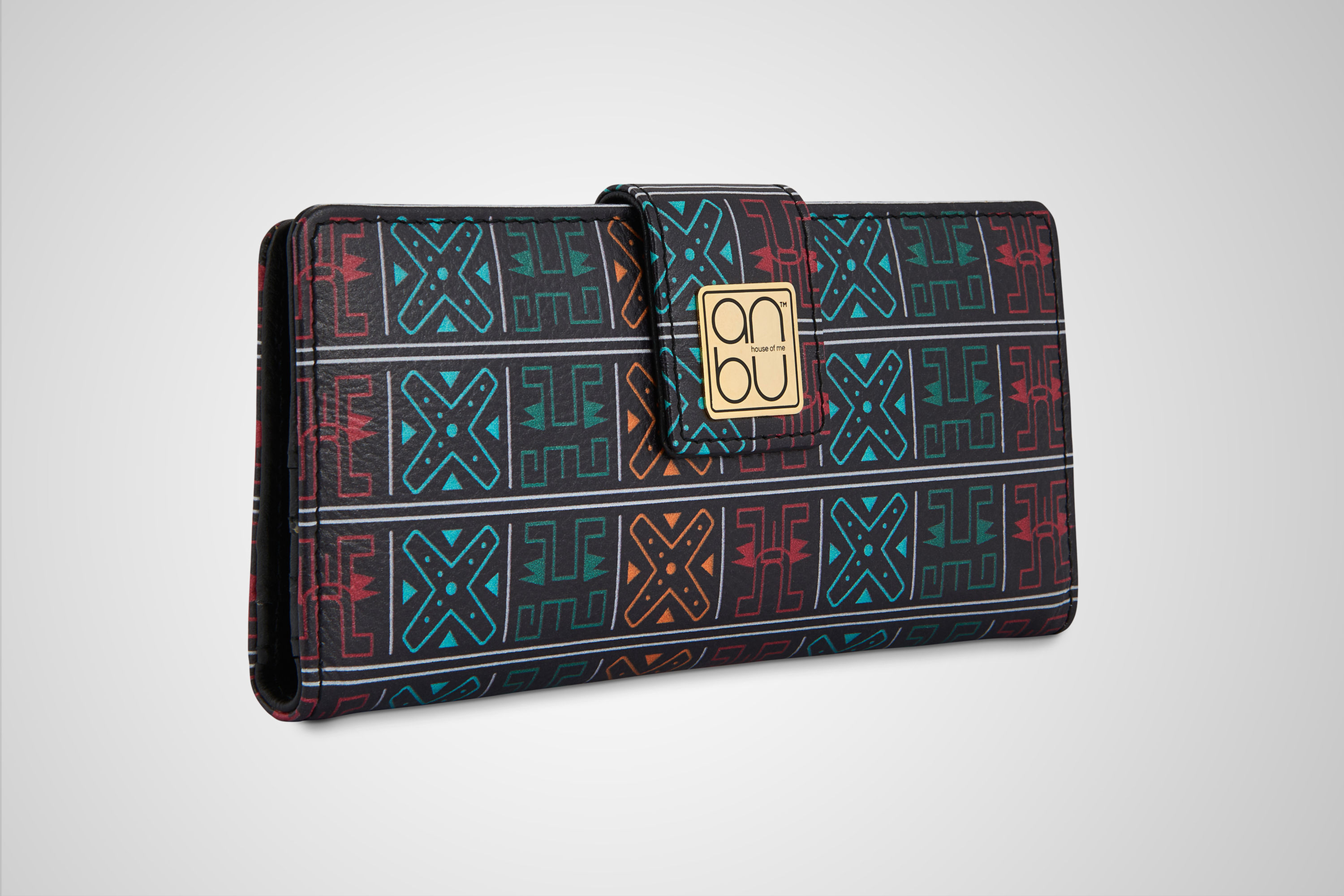 LEATHER WOMEN'S WALLETS - AN ANCIENT GAME