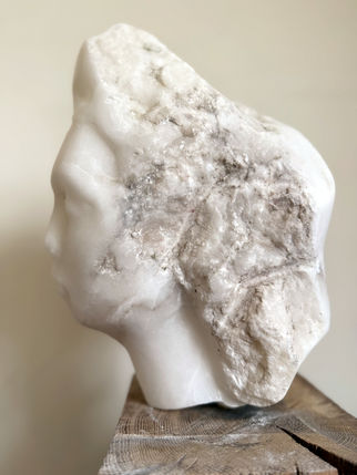 winter, TEFAF, albast, alabastro, handmade, poetisch, poetry, calmness, carved, art, kunst, unique, contemporary, figurative, artwork, stone
