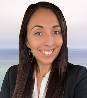 Julene Griessel Headshot_edited_edited.j