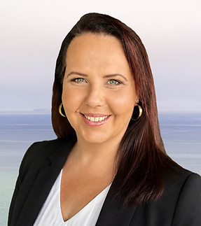 Stella Pestrin Headshot_edited_edited.jp