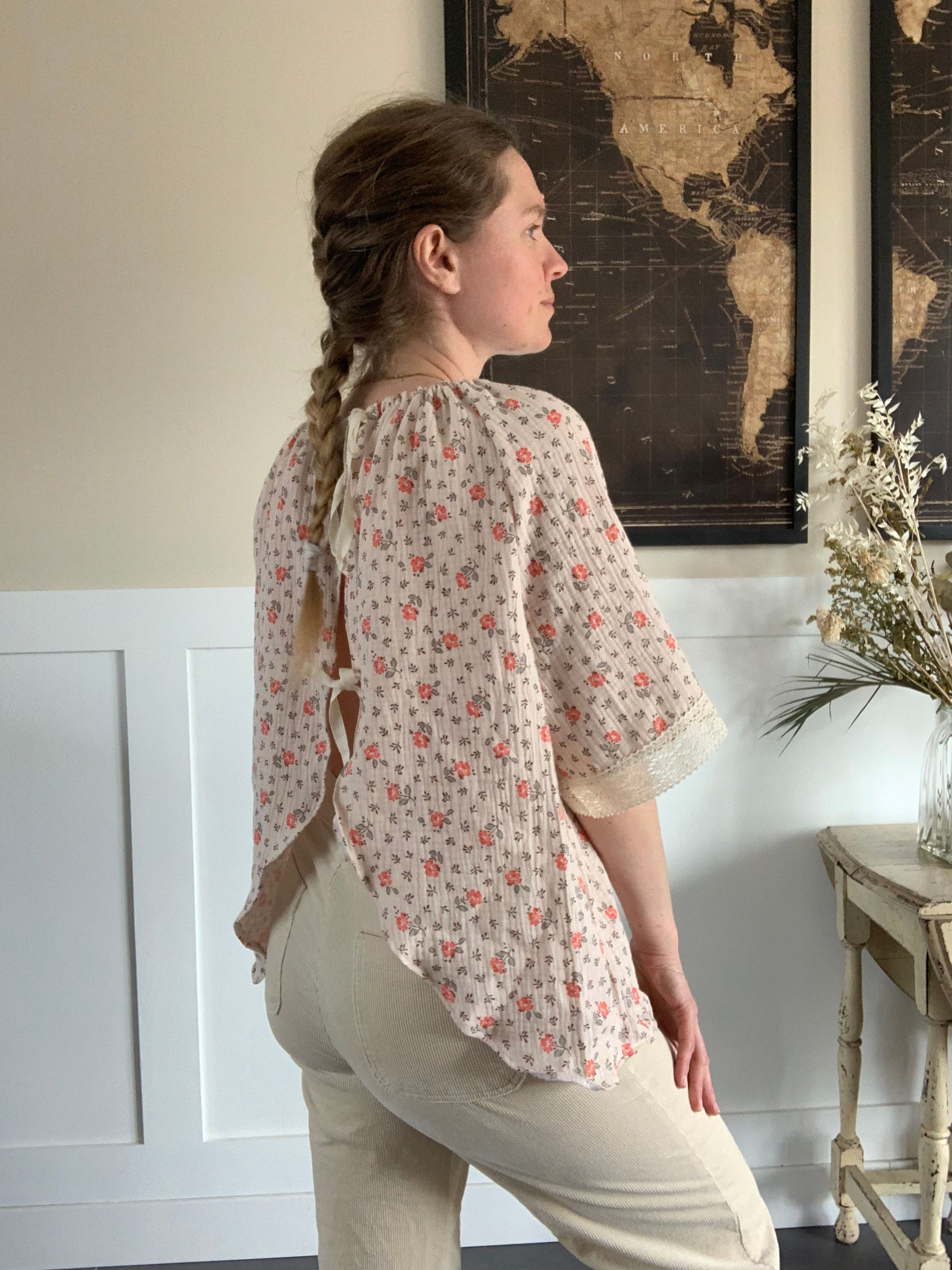 Dernière Blouse femme dos nu