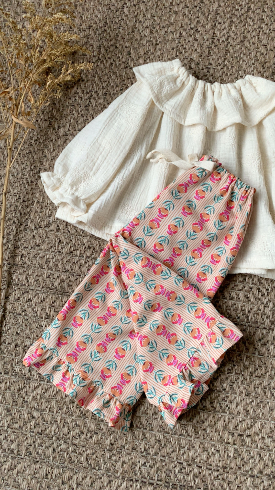 Pantalon ou short suri à volants 