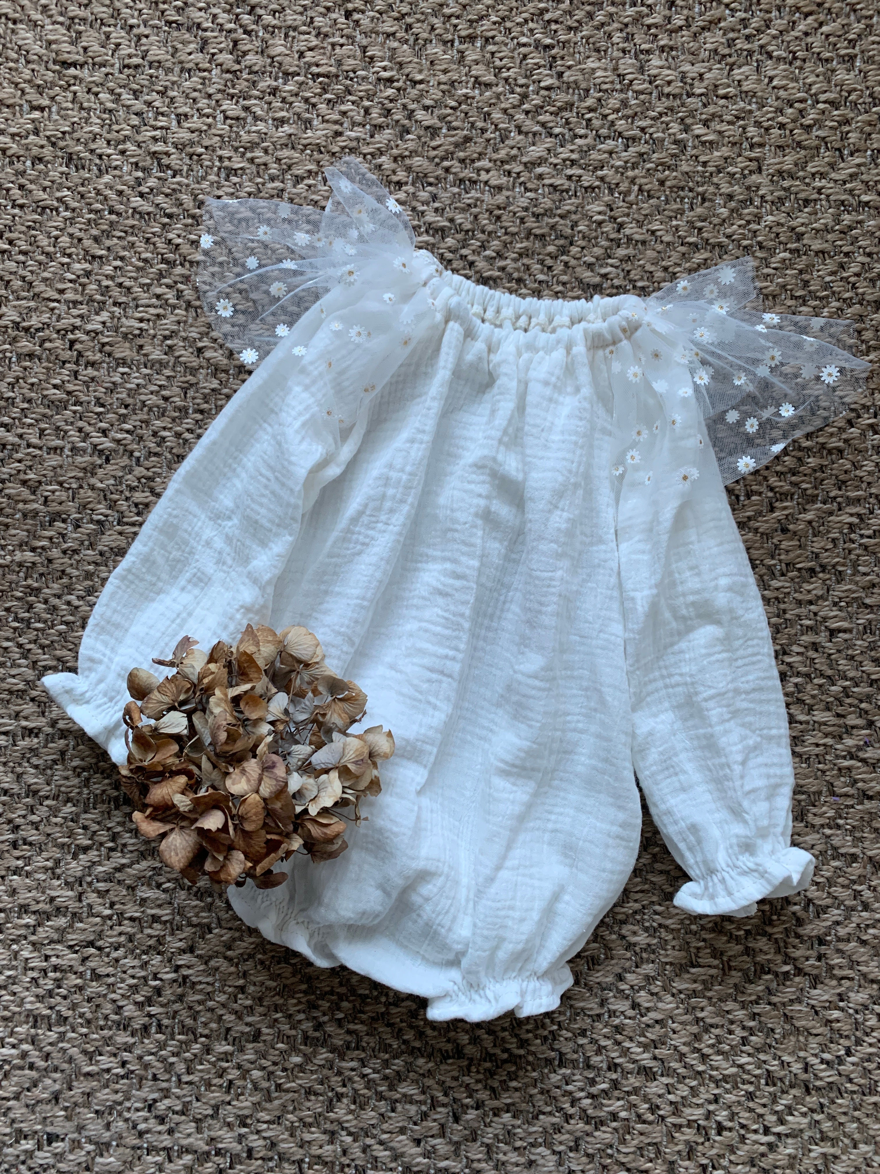 Barboteuse ou robe marguerites 