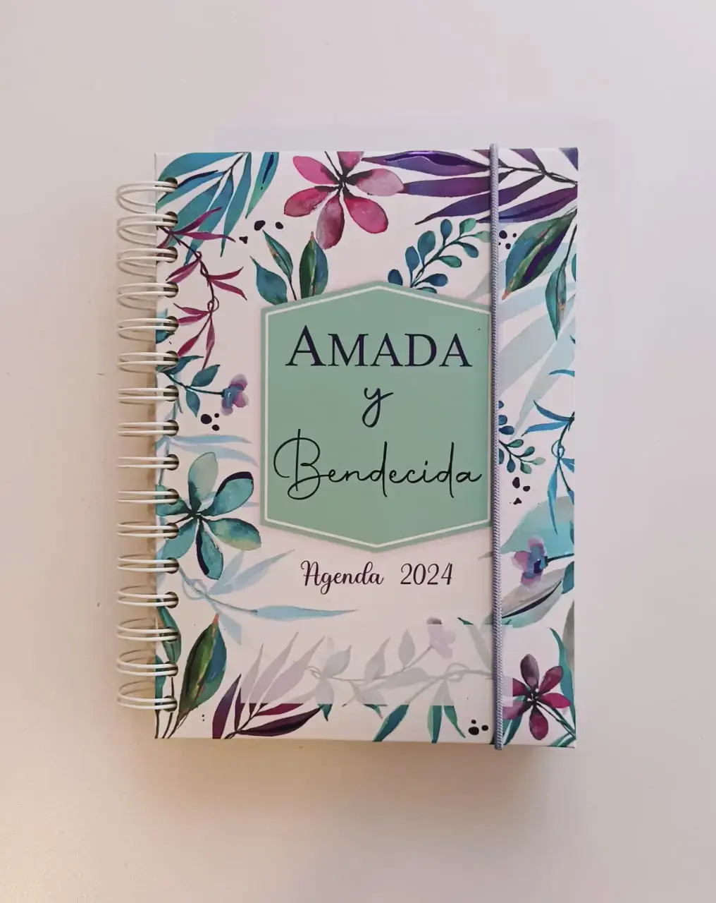 Cuaderno Argollado Amada y Bendecida 2024