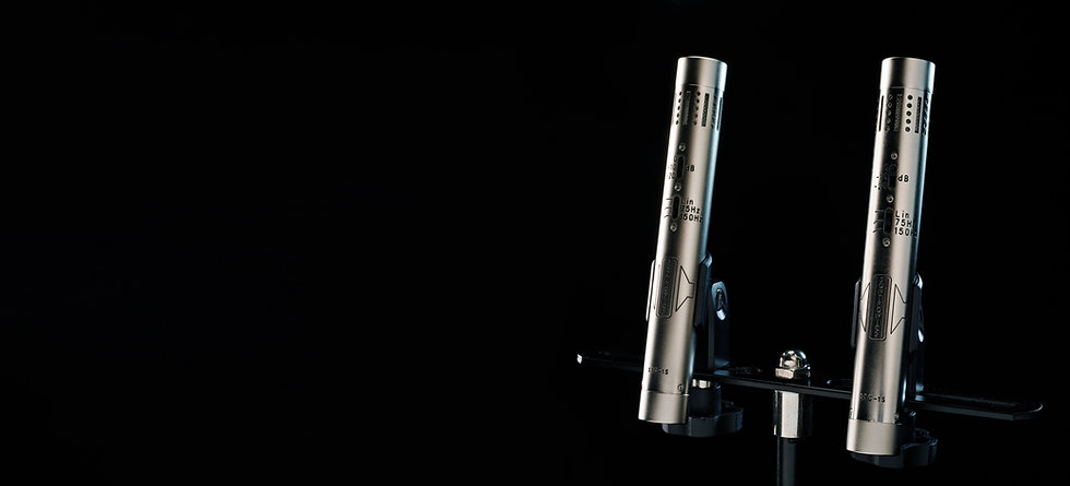 Sontronics STC-1S Silver on black background
