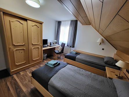 Zimmer No8 T1.jpg