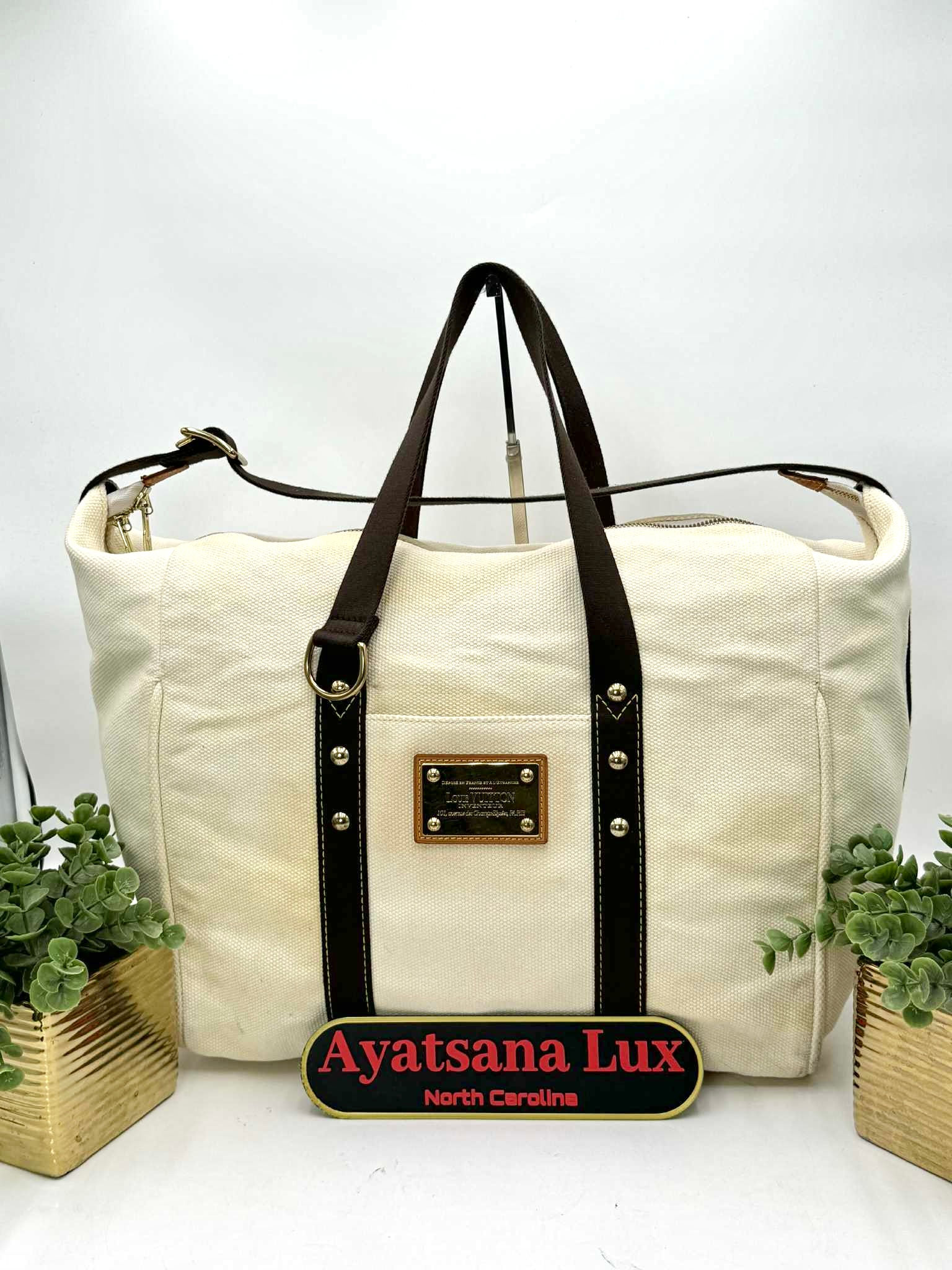 Antigua Sac Weekend