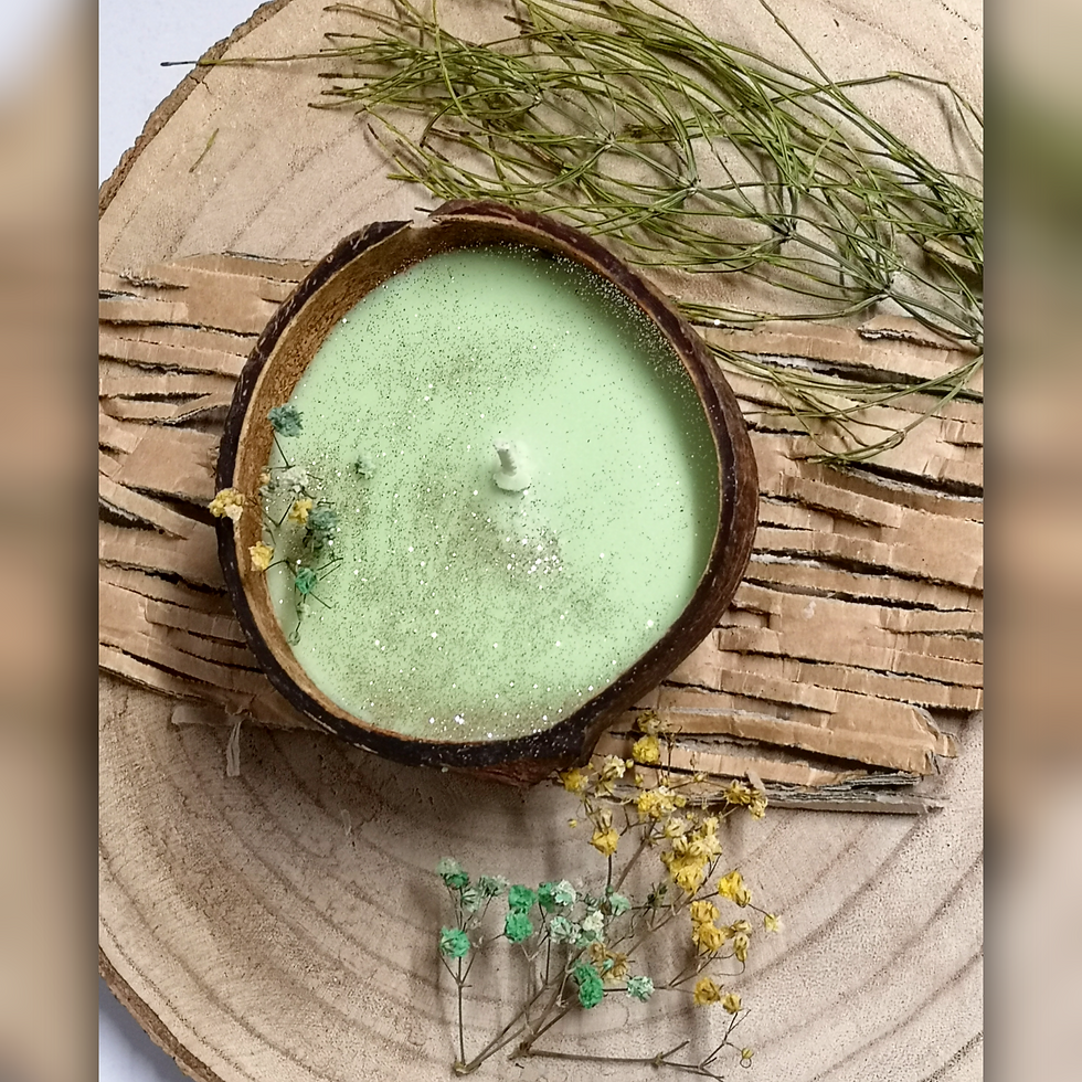 Miniature : Bougie dans une noix de coco - 170 gr