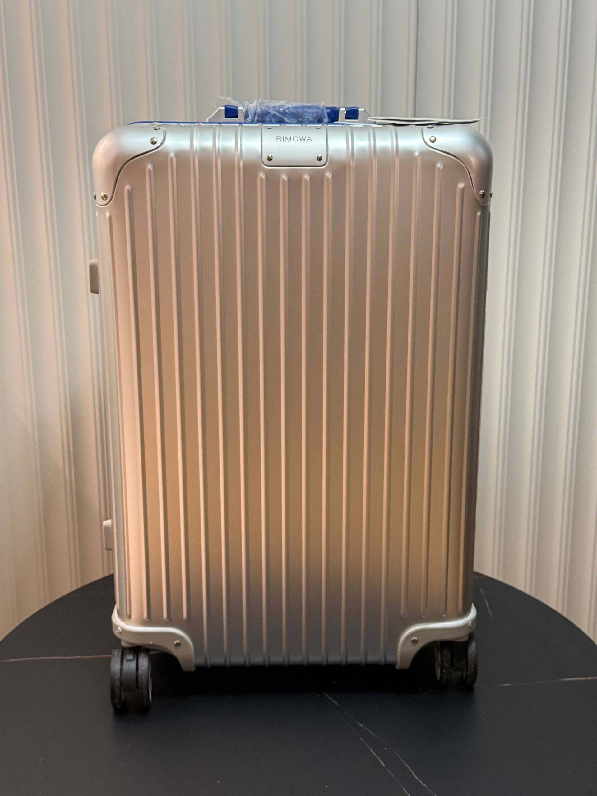 RIMOWA Twist CHECK-IN M