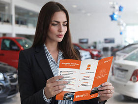 Consolida modelo digital para adquisición de vehículos