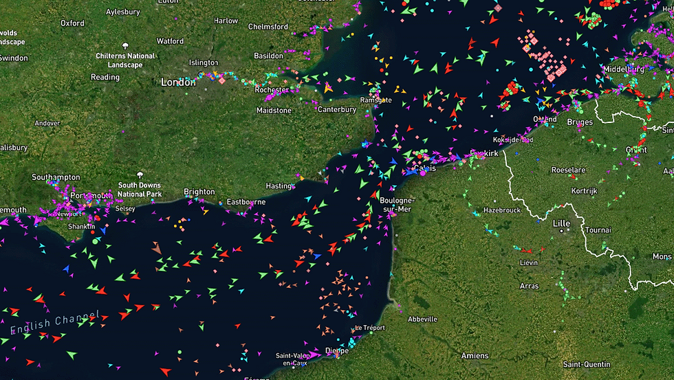 Marine Traffic showing the 2 lanes of shipping in the Channel