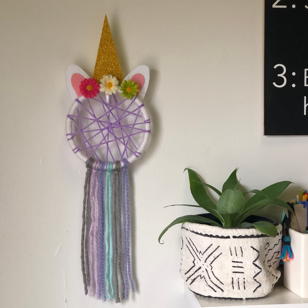 DIY UNICORN WALL HANGING