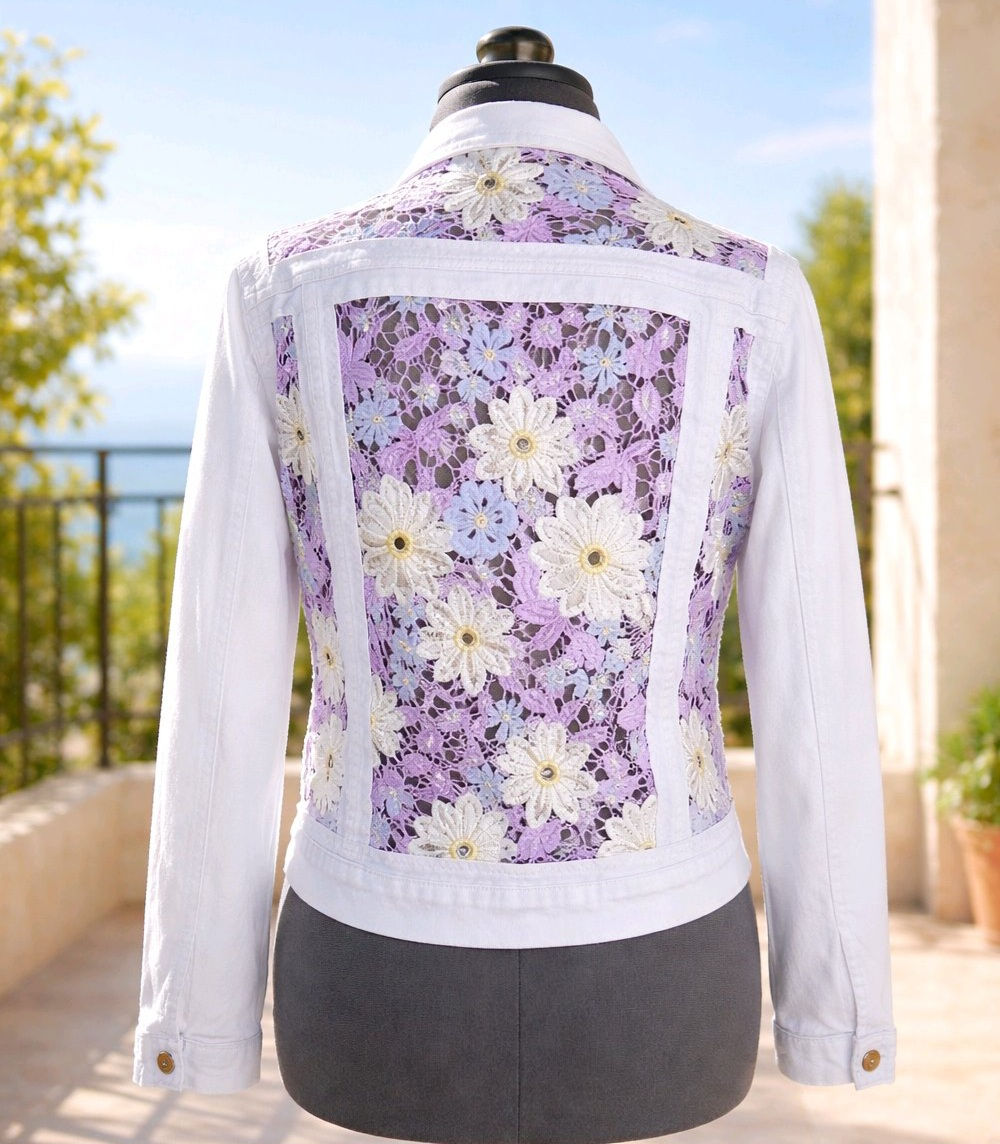 Veste jeans blanc seconde main, broderie fleurs