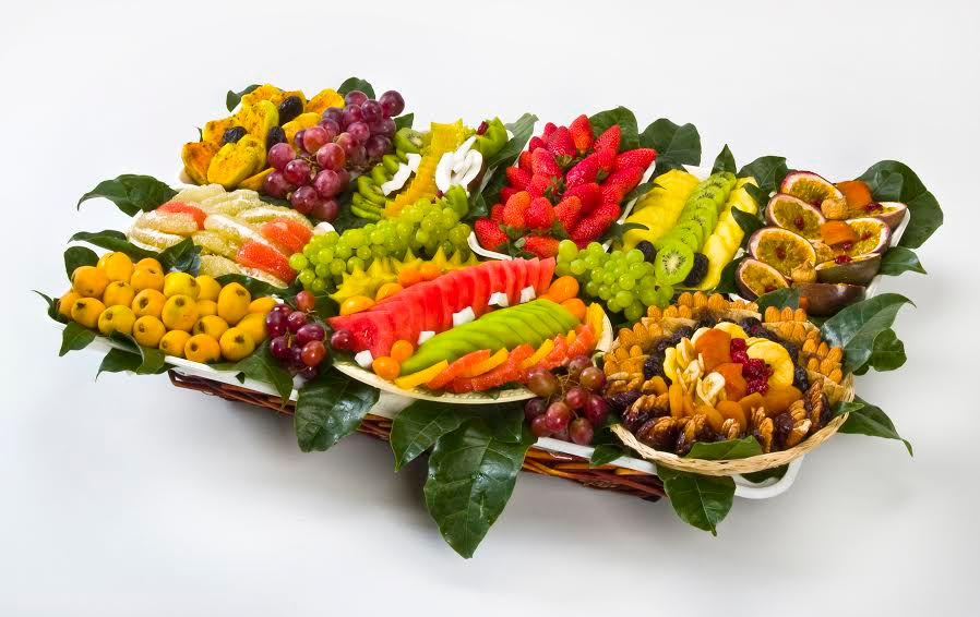 מגשי פירות.jpg