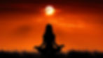uma pessoa meditando