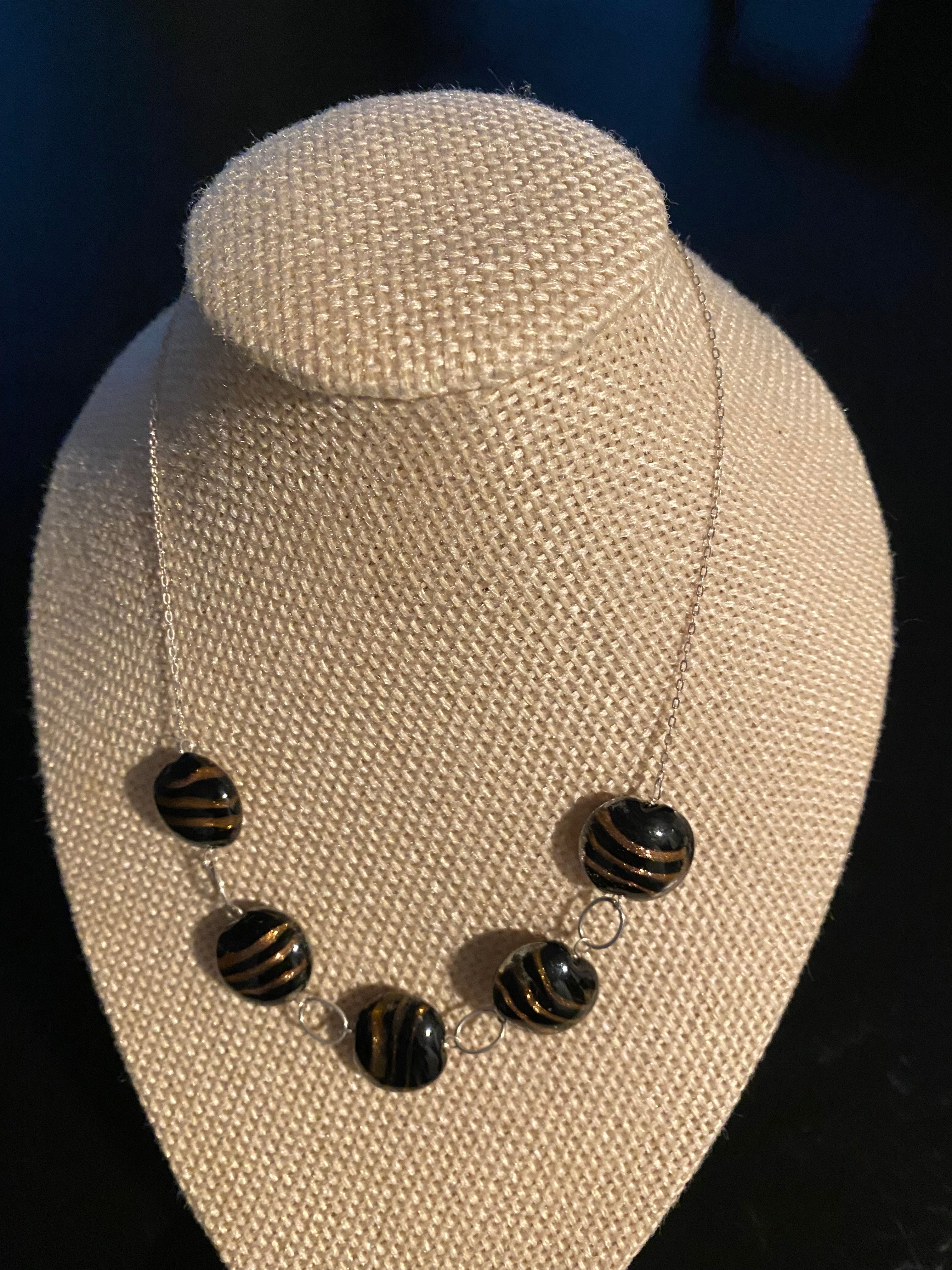 Silver 9.25 Necklace attached with central Beads.