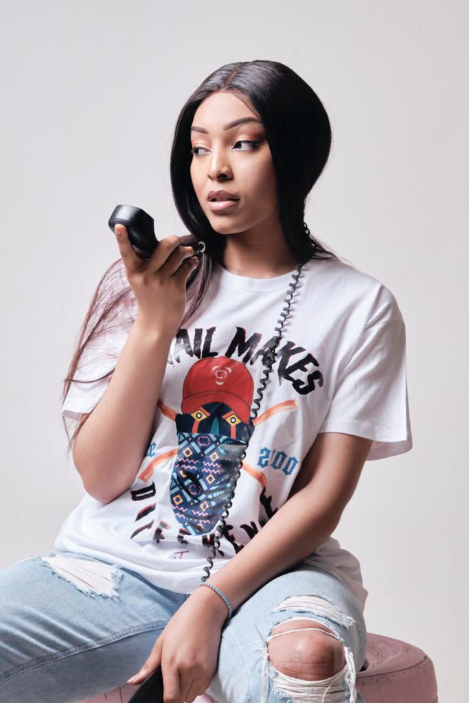 Thumbnail: Detail T-Shirt