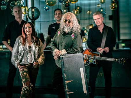 Single Feature: Thomas & The Angry Hearts