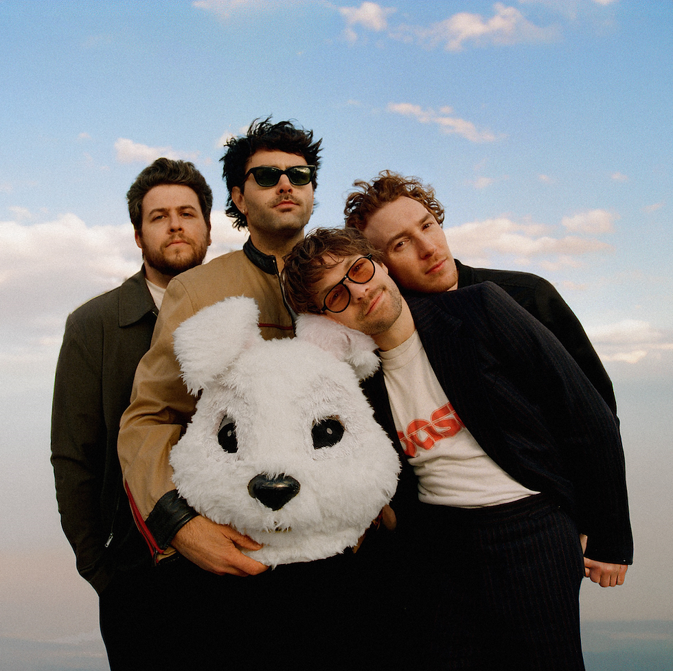 LOOSE BUTTONS RELEASES NEW SINGLE - "SURE THING"