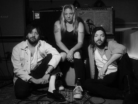 TRACK FEATURE: JW PARIS - "ANYTHING"