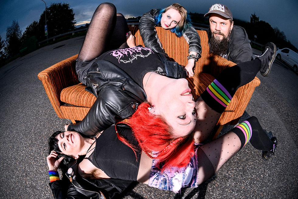 ILL JILL RELEASES NEW SINGLE - "BURNING BRIGHT"