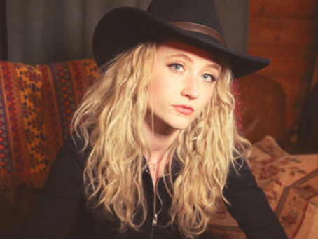 Artist Spotlight: Janet Devlin