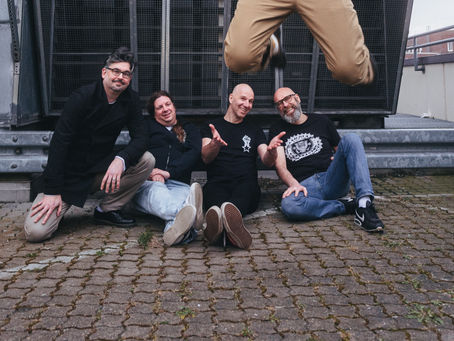 FRIENDS WITH BOATS RELEASE NEW ALBUM - "BUMPER STICKER POETRY"