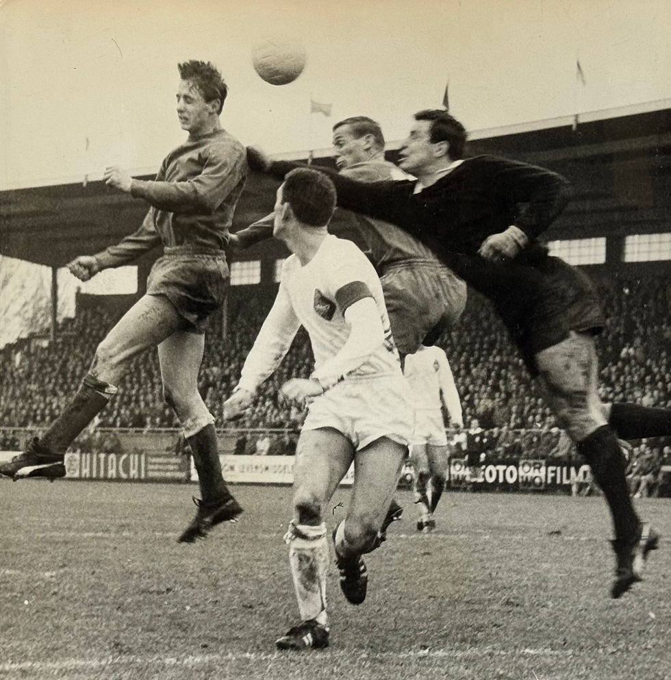 Ajax - Telstar. Afgekeurd? Hoe kan dat nou?
