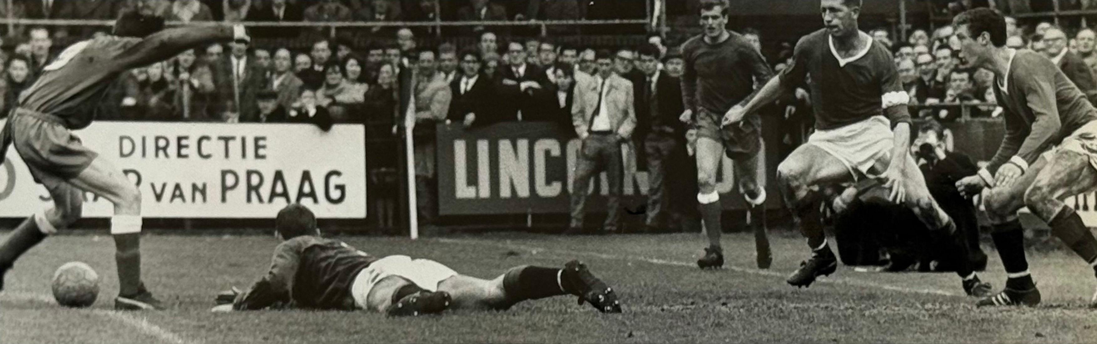 Cruijff met nummer 9