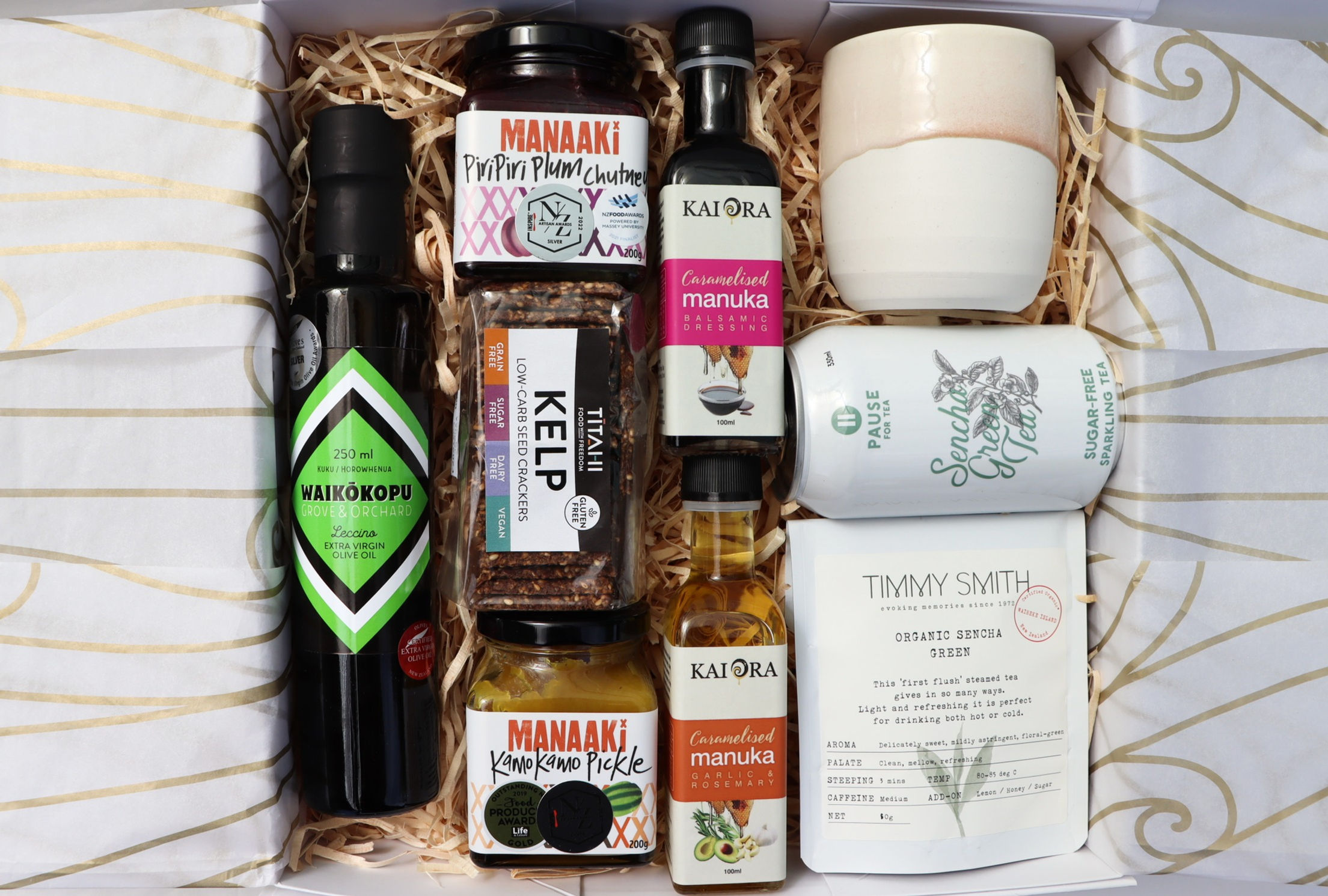 MANAAKI TĪ | TEA GIFT BOX