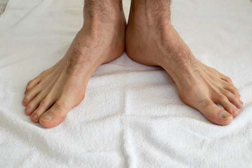 40 photos of Justin’s size 17 feet (August) | BFFS