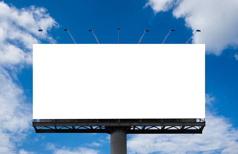 Mockup Large white blank billboard or wh