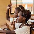 african-kids-paying-attention-class_23-2