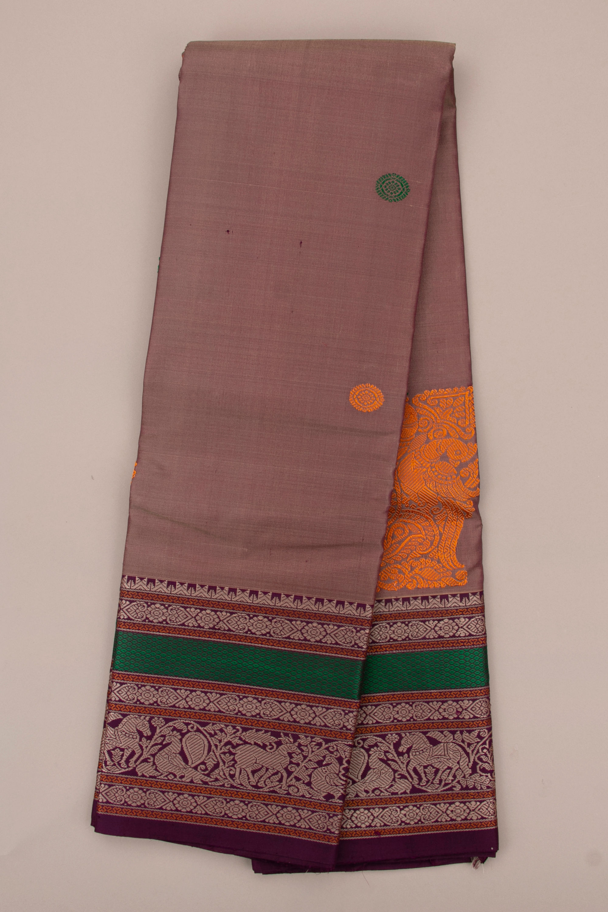 Five butta Kanjivaram with Konia pallu - Biscuit colour