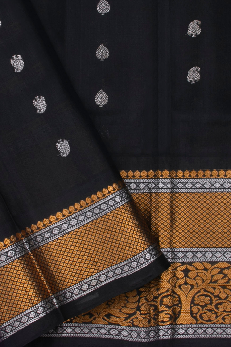 Thumbnail: Silk Gadwal - Pink and Gold