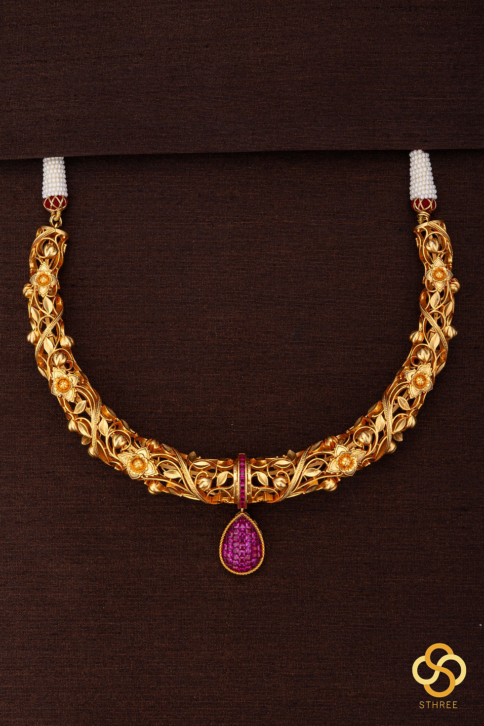 Thumbnail: Hasli set - Ruby centerpiece