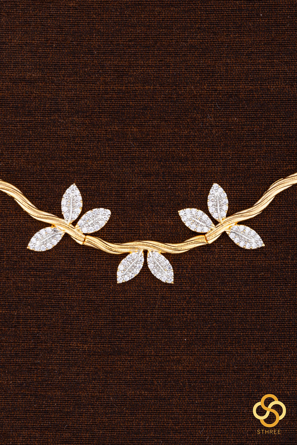 Thumbnail: Leaf pattern necklace set