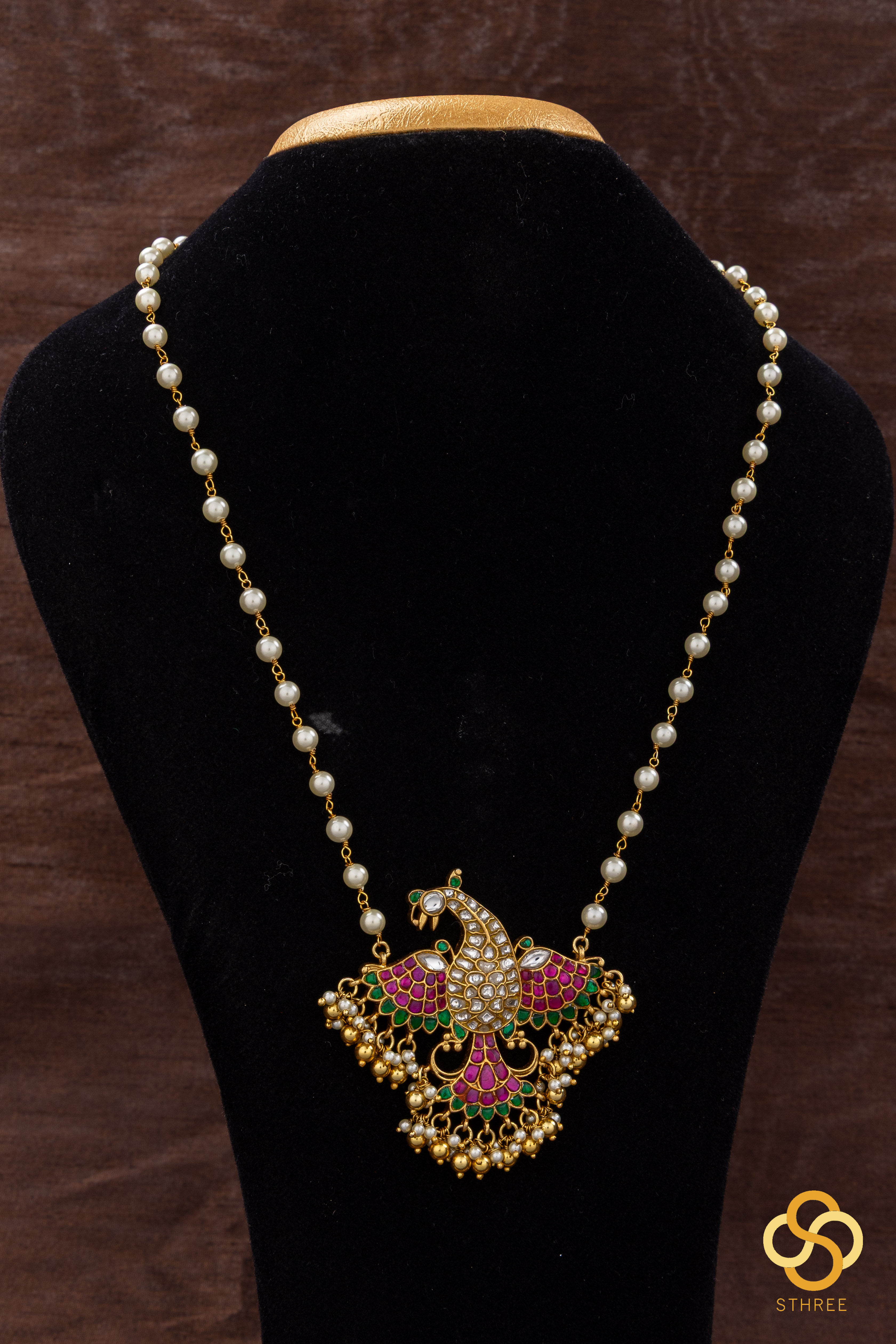 Gandaberunda Pendent with pearls