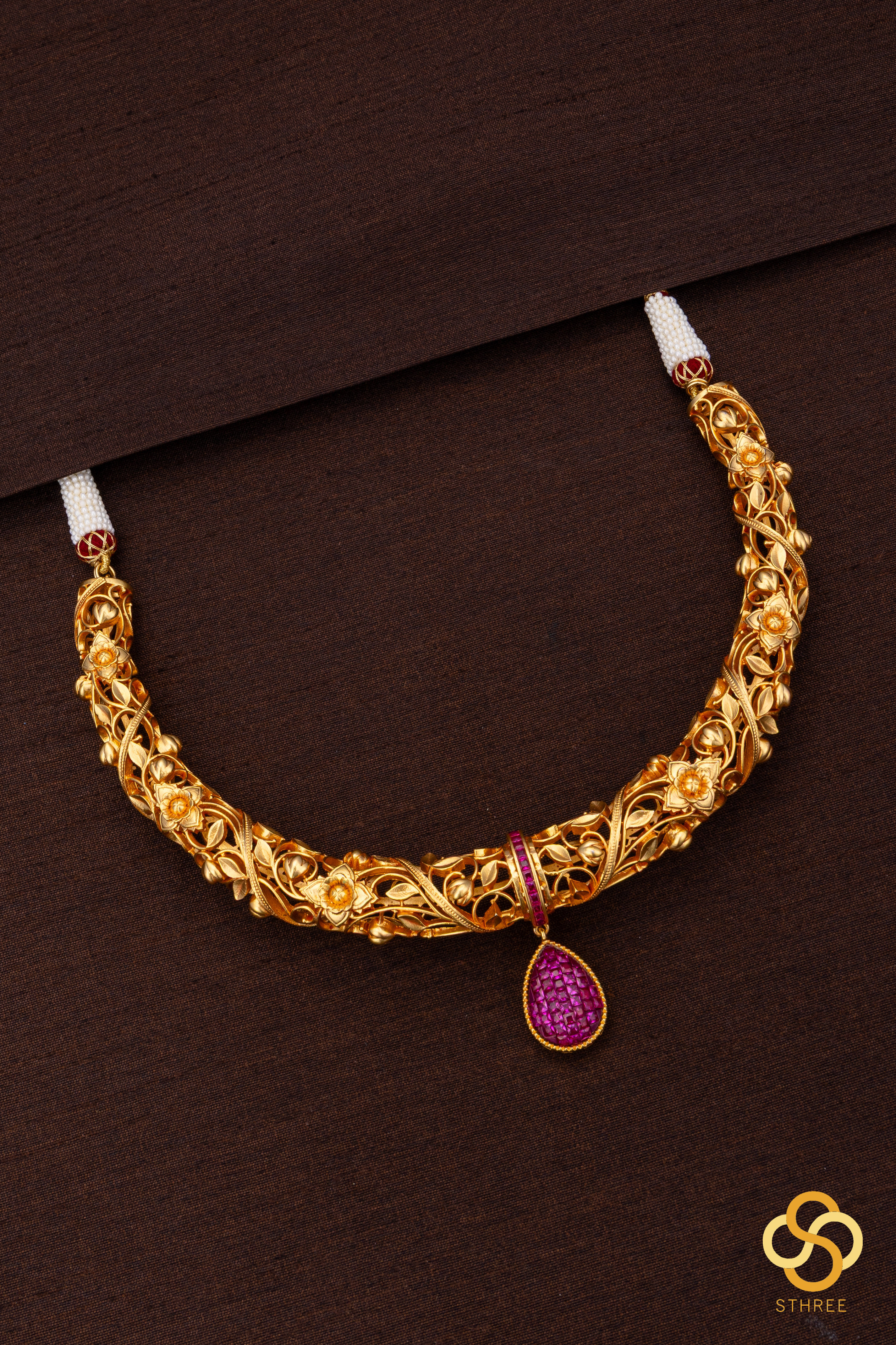 Hasli set - Ruby centerpiece