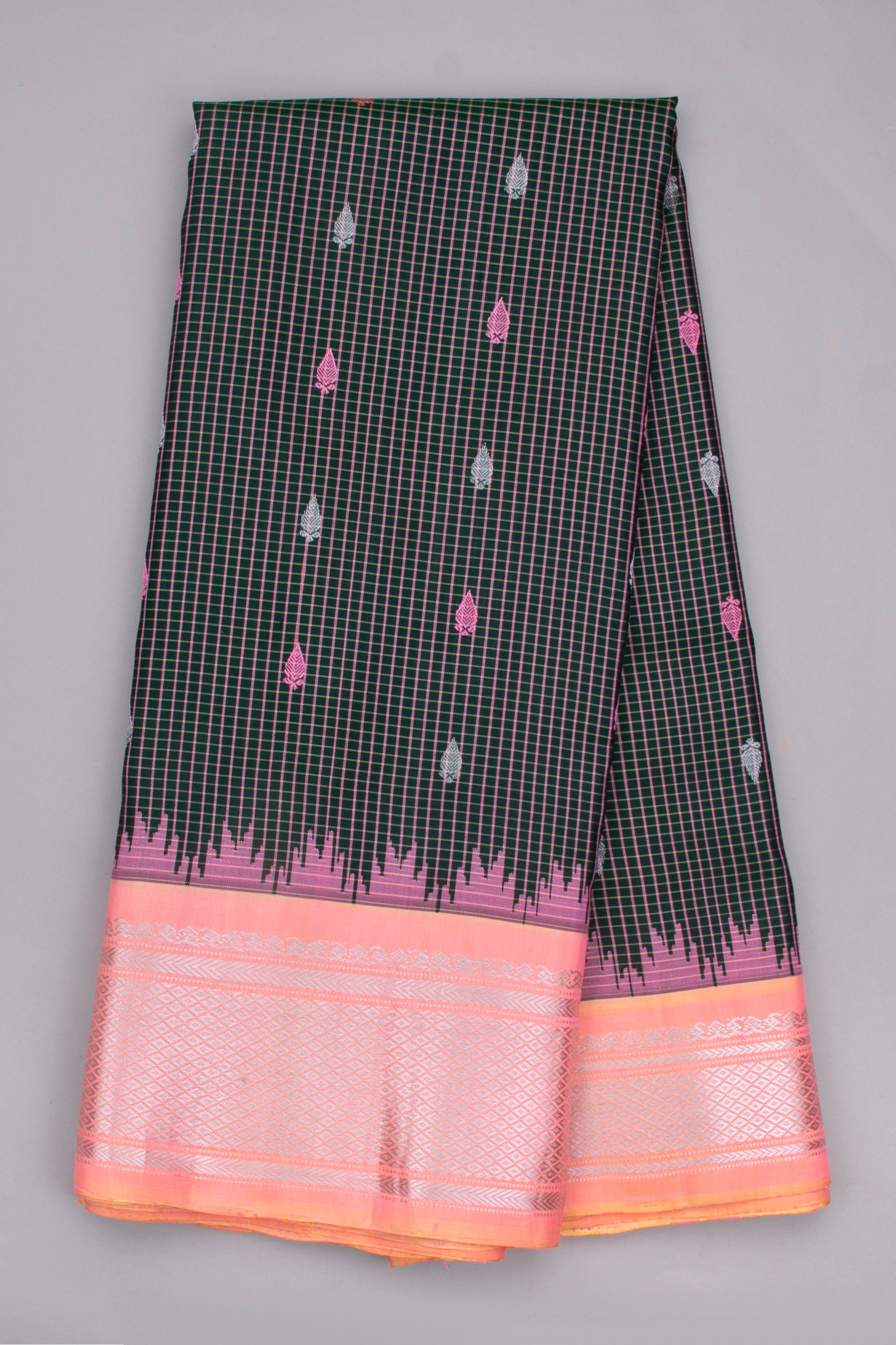 Silk  Gadwal - Green and Peach korvai border