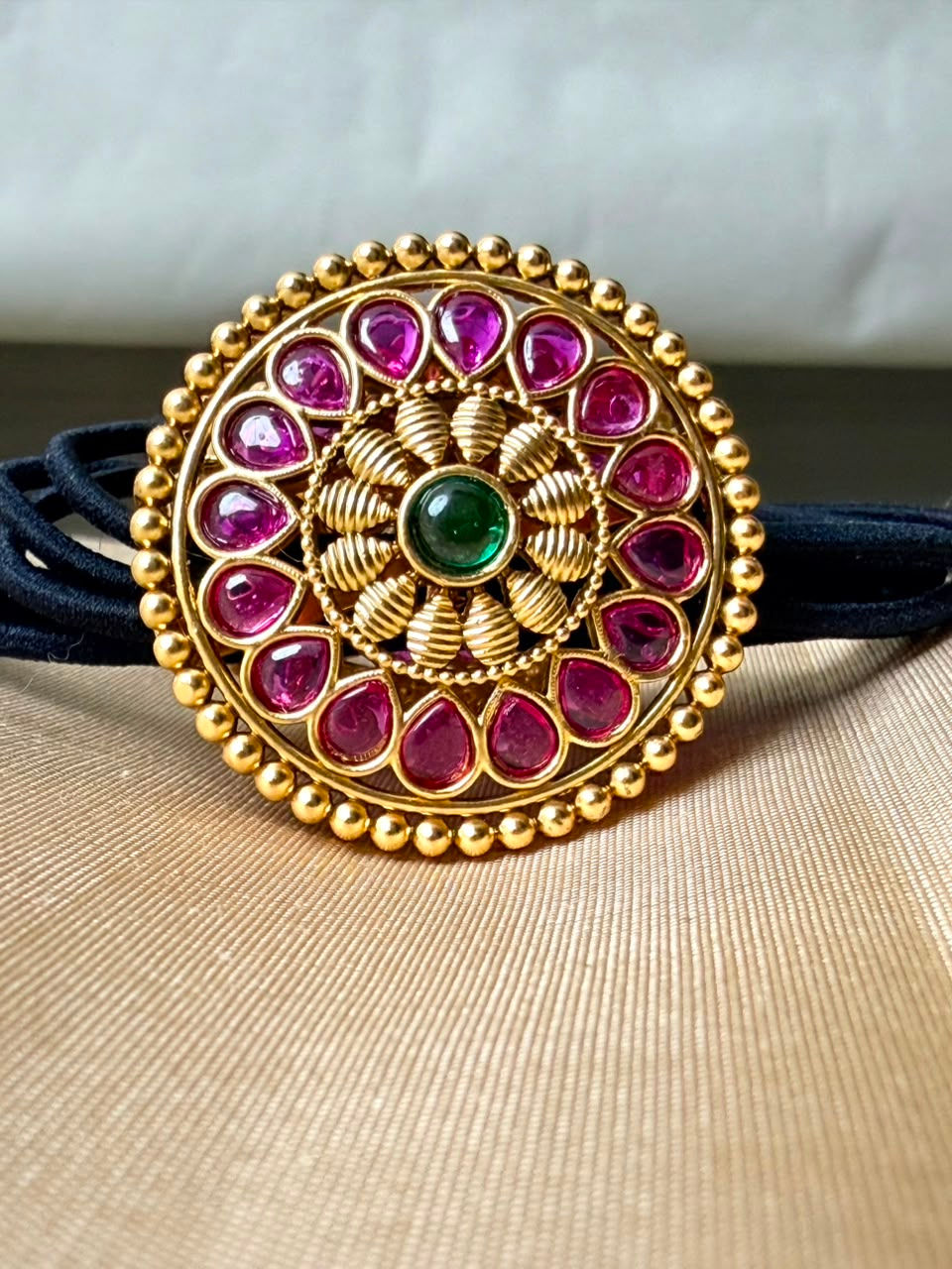 Thumbnail: Jadau Kundan Hairband - Kemp - Set of 2