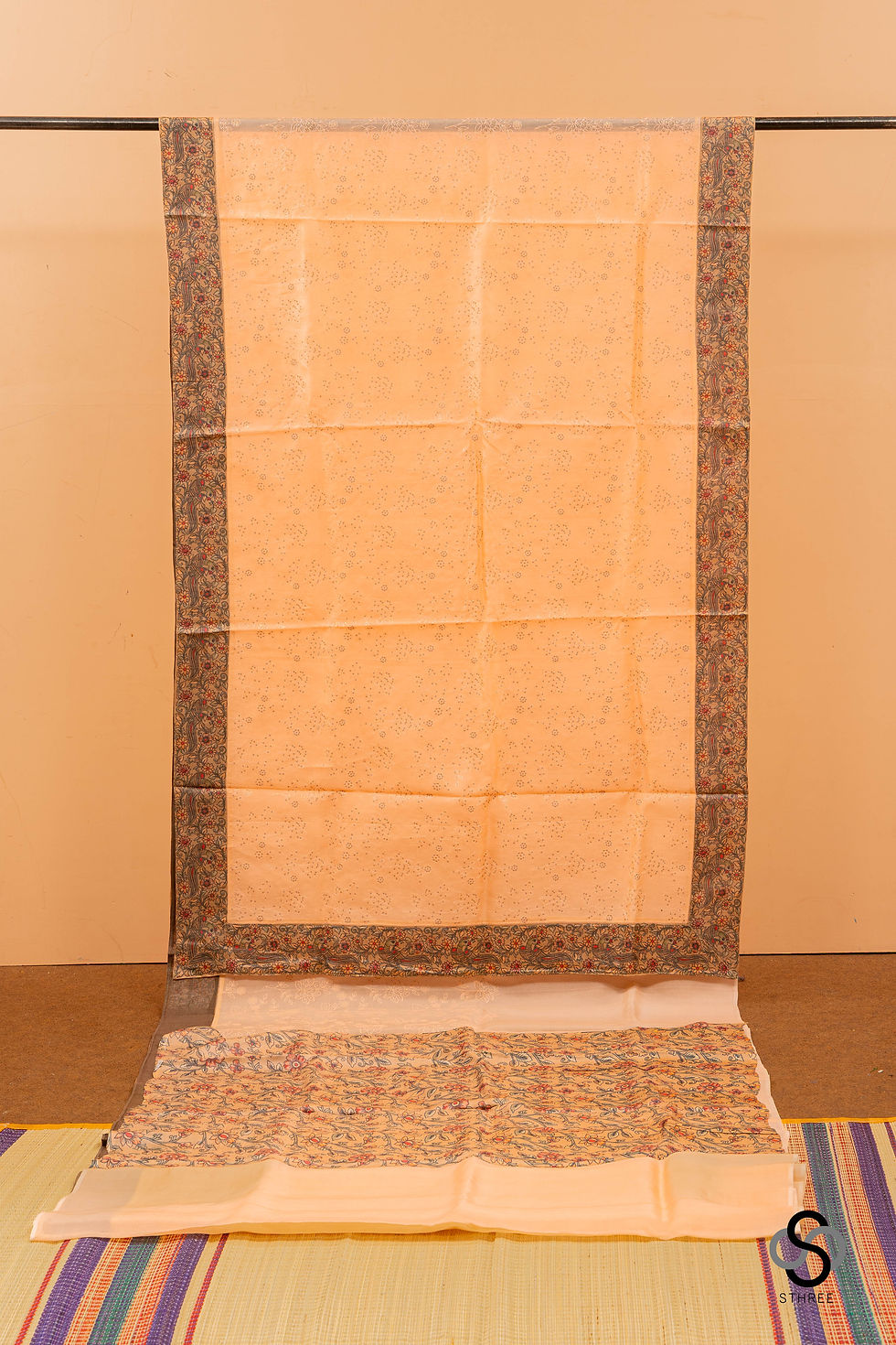 Embroidery organza with Kalamkari border - Peach