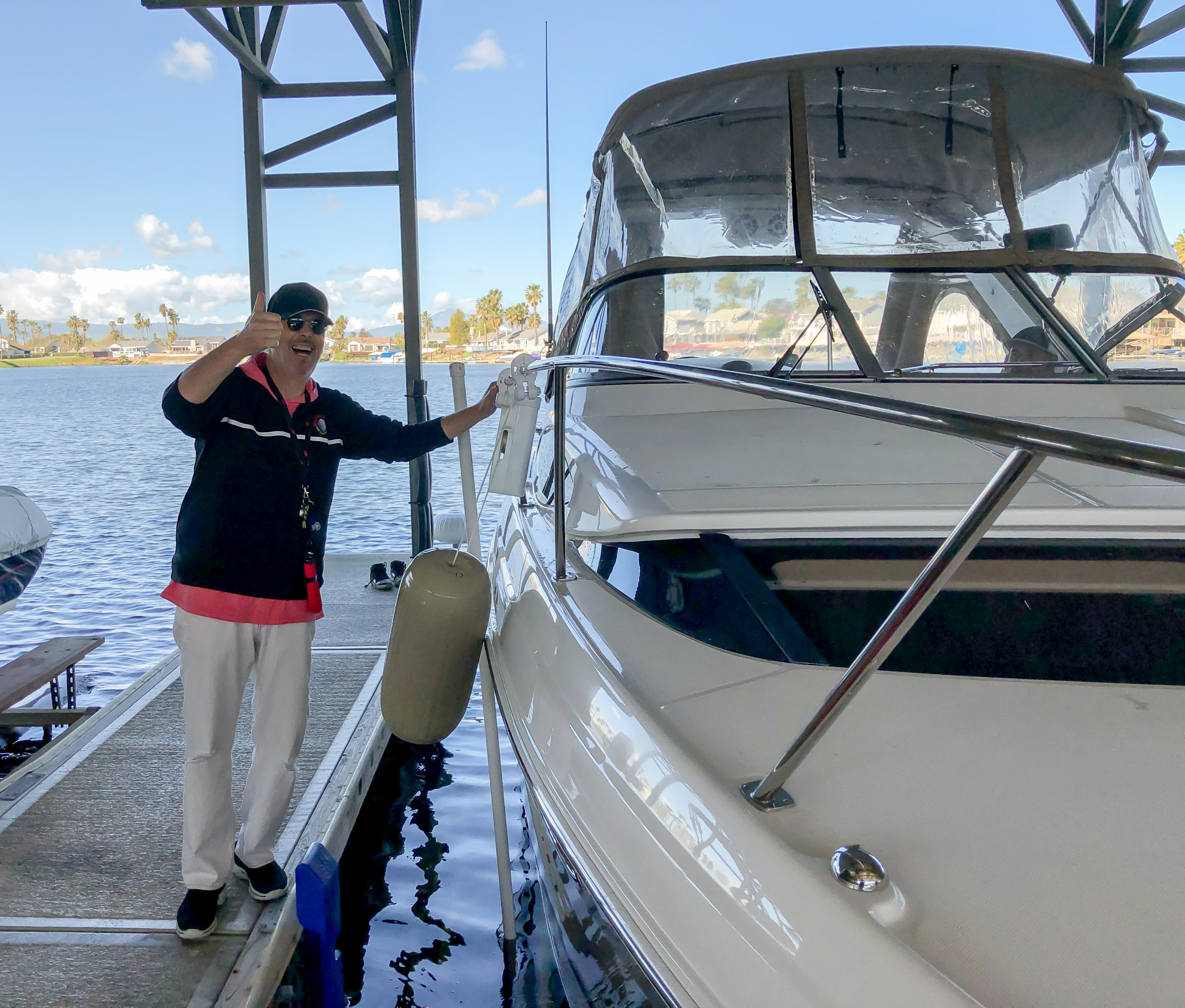Docking made easier&safer. Automatic boat Fender. California