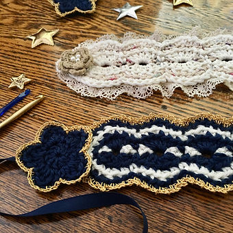 Crochet Headdress details: flowers